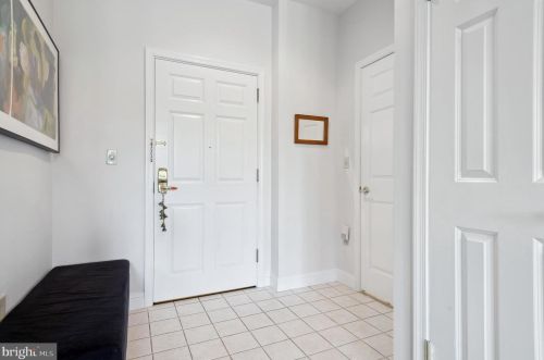 2107 Windrow Dr, Princeton, NJ 08540-5023