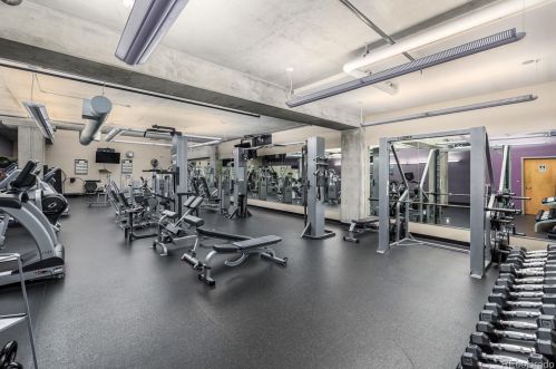 1401 Wewatta St, Denver CO  80202-1257 exterior