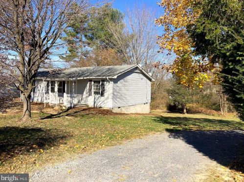 299 4th St, Richmond National Battlefiel, VA 22835-1409