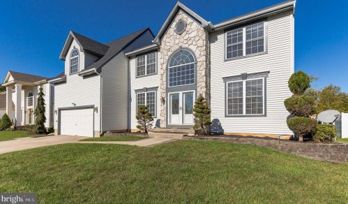 7 Meadowbrook Cir, Erial, NJ 08081-1669