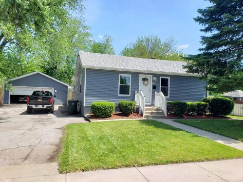 3113 171st St, Hammond, IN 46323-2311