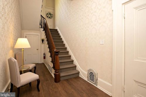 265 Kings Hwy, Tavistock NJ  08033-1983 exterior