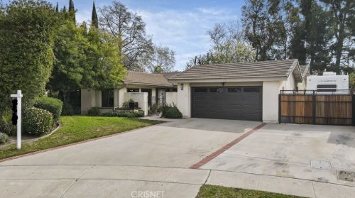 2624 Samantha Ct, Simi Valley, CA 93063-2205