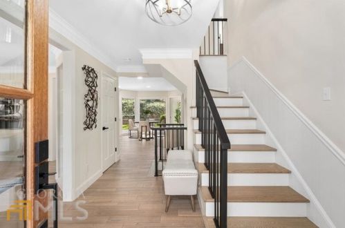 6125 Blackwater Trl, Atlanta GA  30328-2716 exterior