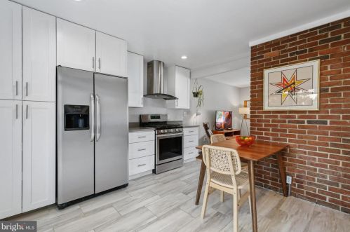 2231 Luzerne Ave, Silver Spring MD 20910-2133 exterior