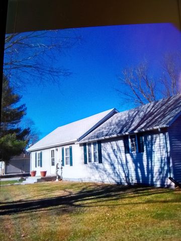 201 Main St, East Hardin, IL 62031-1133