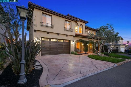 19552 Xenie Ct, Hayward, CA 94546-3577