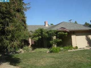 1912 West Ct, Visalia, CA 93277-4700
