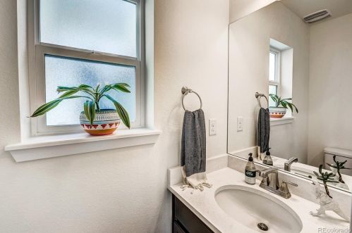 2887 Fox St, Englewood CO  80110 exterior