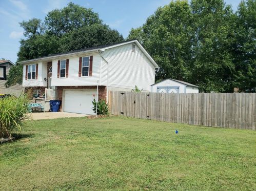929 Parc Central Dr, Festus, MO 63028-1265