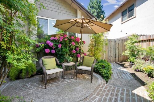 8728 Great Oak Way, Fair Oaks, CA 95628-3929
