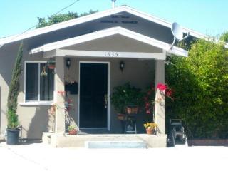 1635 216th St, Torrance, CA 90501-3036