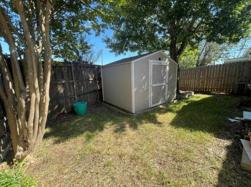 5010 Palo Alto Dr, Garland TX  exterior