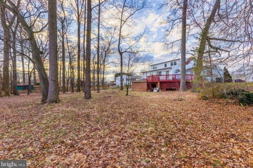 427 Holiday Dr, Aberdeen MD  21001-1813 exterior