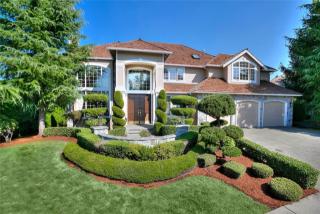308 246th Way, Redmond, WA 98074-3440