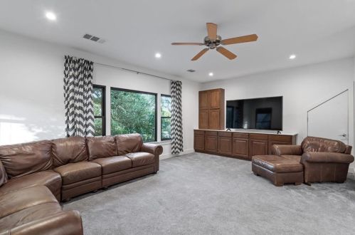 10402 Cassia Cv, Austin TX  exterior