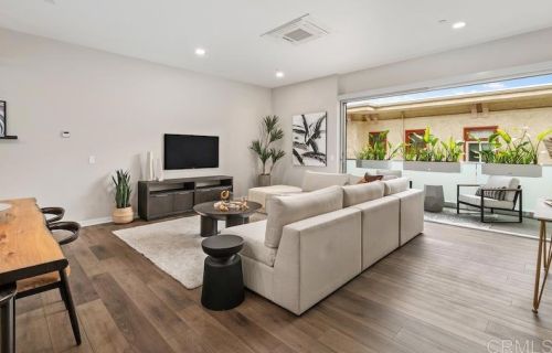 3533 3rd Ave, San Diego, CA 92103-4909