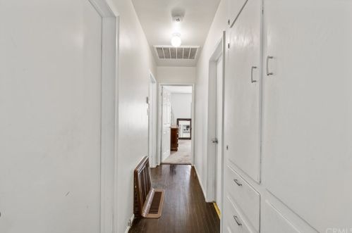 526 Buttonwood St, Anaheim CA  92805-2225 exterior