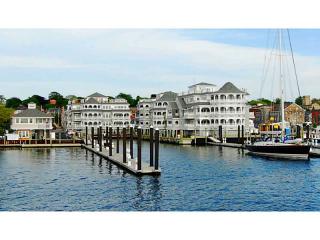 24 Brown And Howard Wharf, Middletown, RI 02840-3484
