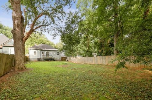 1025 Lawton Ave, Atlanta GA  30310-3339 exterior