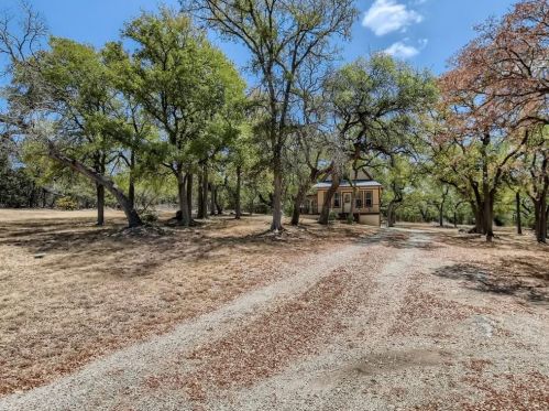 2823 Lost Oak Cv, Georgetown, TX 78628-9553
