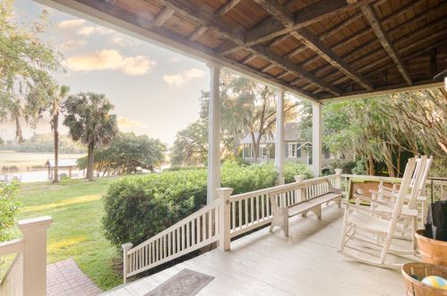 4637 Hagan Rd, Meggett, SC 29449-5962