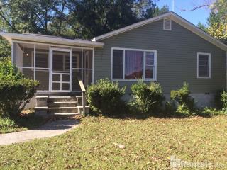 740 Trinity Pl, Macon, GA 31217-4152