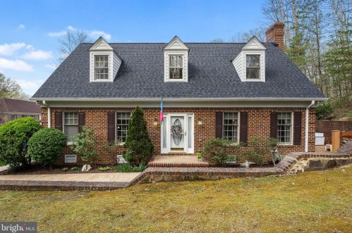 10101 Blandfield Ln, Fredericksburg, VA 22408-9536