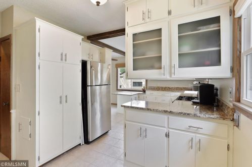 2487 13th Ave, Saint Paul MN  55109-2437 exterior