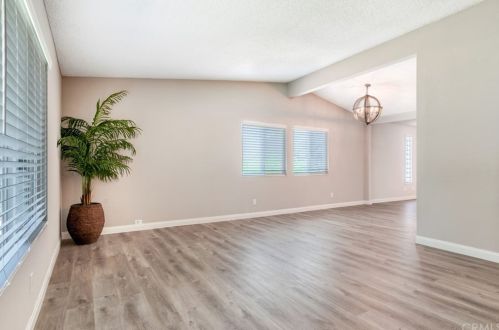 1262 Tiger Tail Dr, Riverside CA  92506-5475 exterior