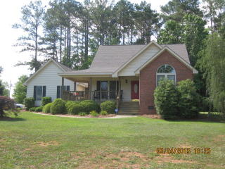 1101 Laurel Ave, Greenwood, SC 29649-1727