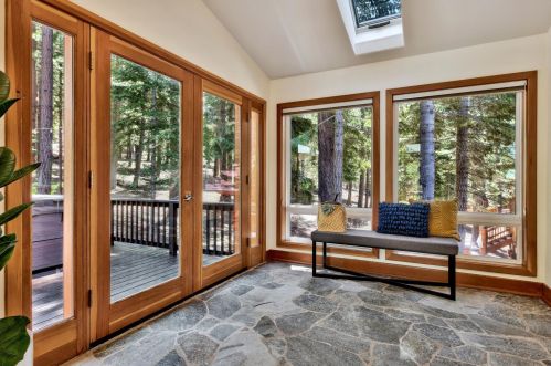 11455 Sitzmark Way, Truckee CA  96161-6163 exterior