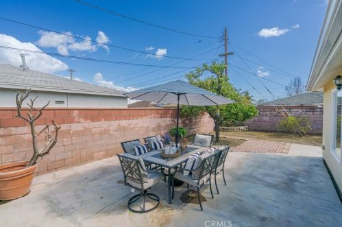 2440 Gramercy Ave, Anaheim CA  92801-3227 exterior