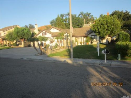 5150 Acadia Dr, Riverside, CA 92505-3110