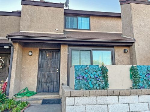 14401 Plummer St, Van Nuys, CA 91402-1135