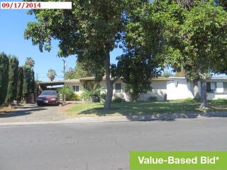 4609 Coney Ave, Covina, CA 91722-2427