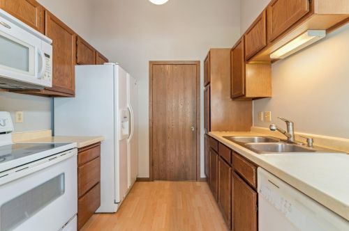 7312 110th St, Minneapolis MN  55438-2389 exterior