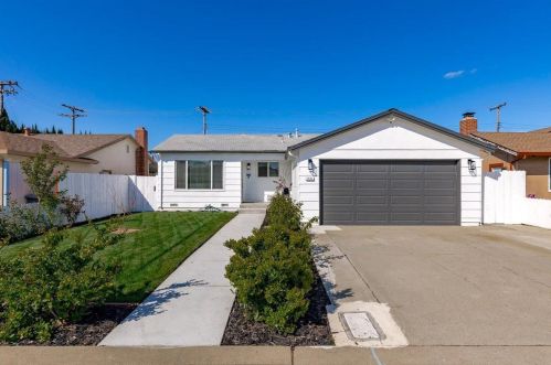 1531 Park St, Lodi, CA 95242-3840