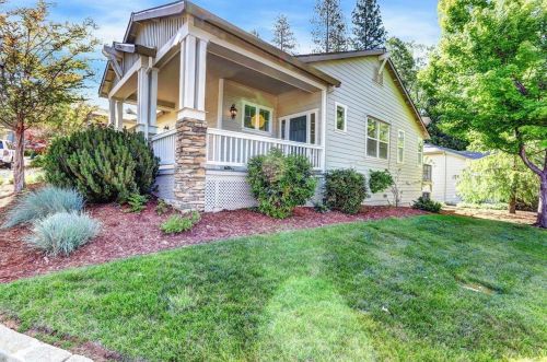 108 Mallard Dr, Grass Valley, CA 95945-5751