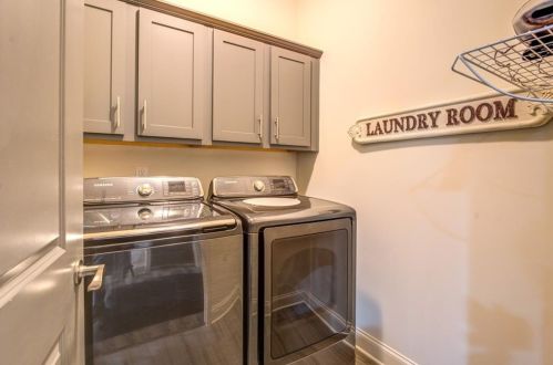 1558 Renaissance Dr, Conyers GA  30012-3895 exterior