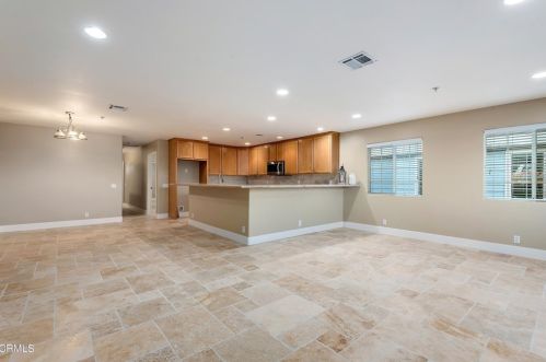 4922 Catamaran St, Oxnard, CA 93035-1106