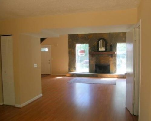 237 Toweridge Dr, Marietta, GA 30064-3678