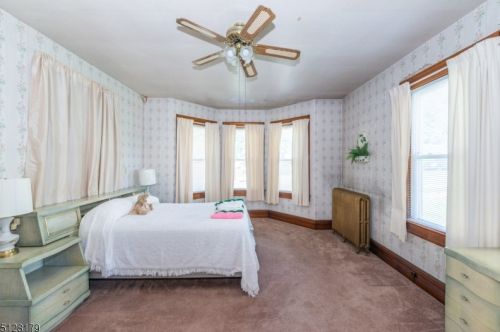 134 Sussex St, Dover, NJ 07801-3430