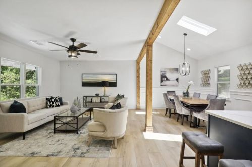 2310 Beecher Cir, Atlanta GA  30311-2506 exterior