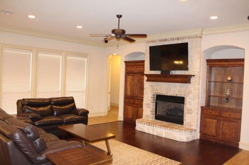 7817 Barfields Way, Fort Worth TX 76182-6748 exterior