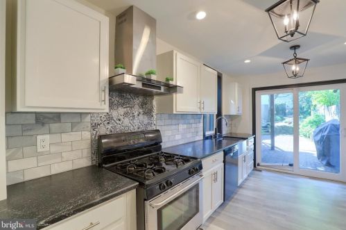 522 Orange St, Lancaster, PA 17603-3665