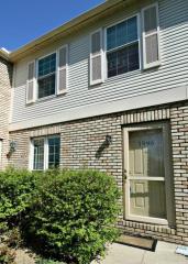 1996 Billingsley Rd, Columbus, OH 43235-1918