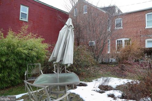 205 Clay St, Lancaster, PA 17602-2029