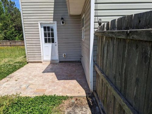 3035 Lake Port Dr, Lithonia, GA 30039-5454