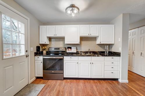 496 Bessinger Dr, Cincinnati OH 45240 exterior